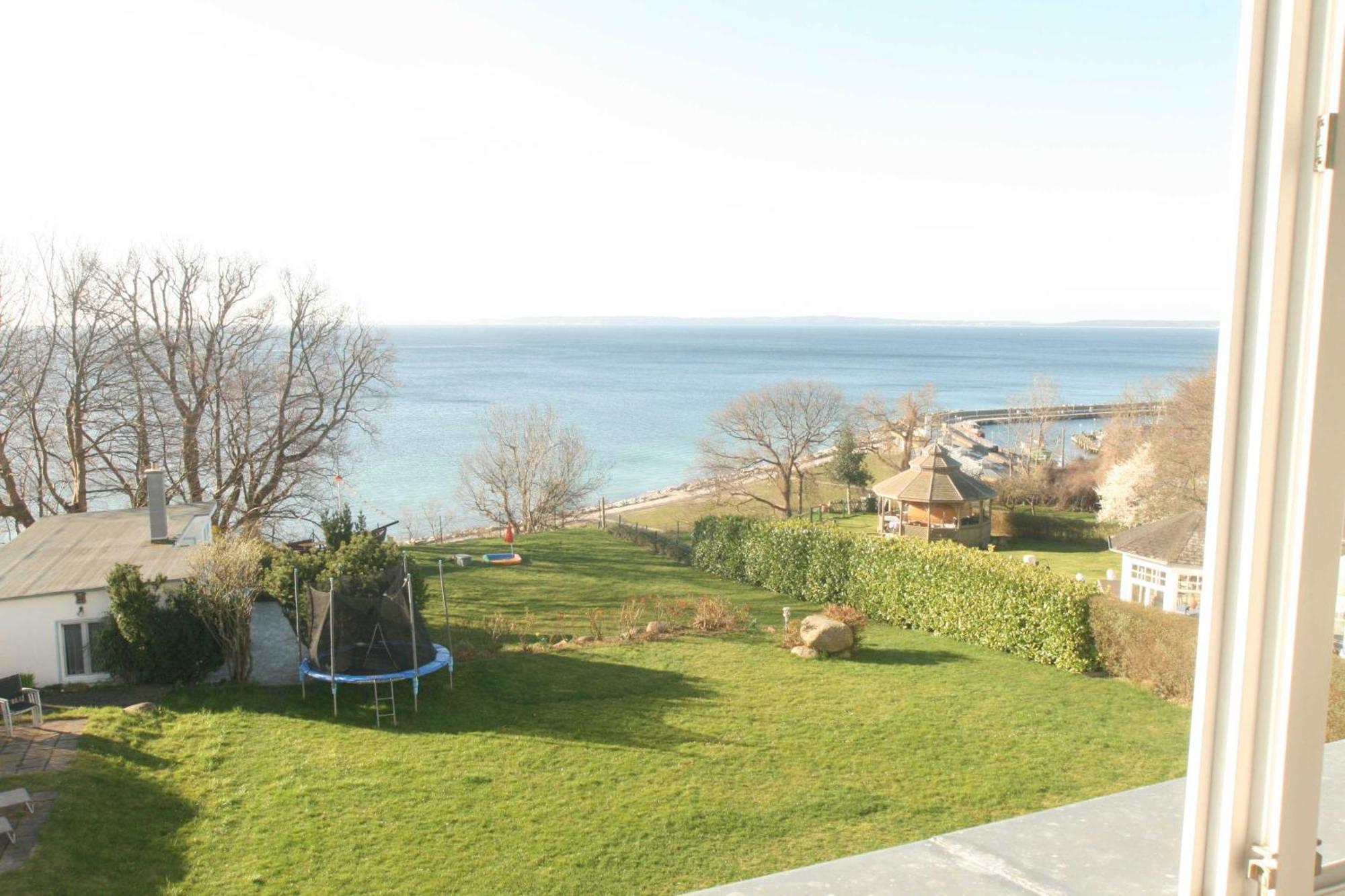 Villa Feodora - Das Haus Mit Dem Einzigartigen Seeblick Sassnitz Extérieur photo