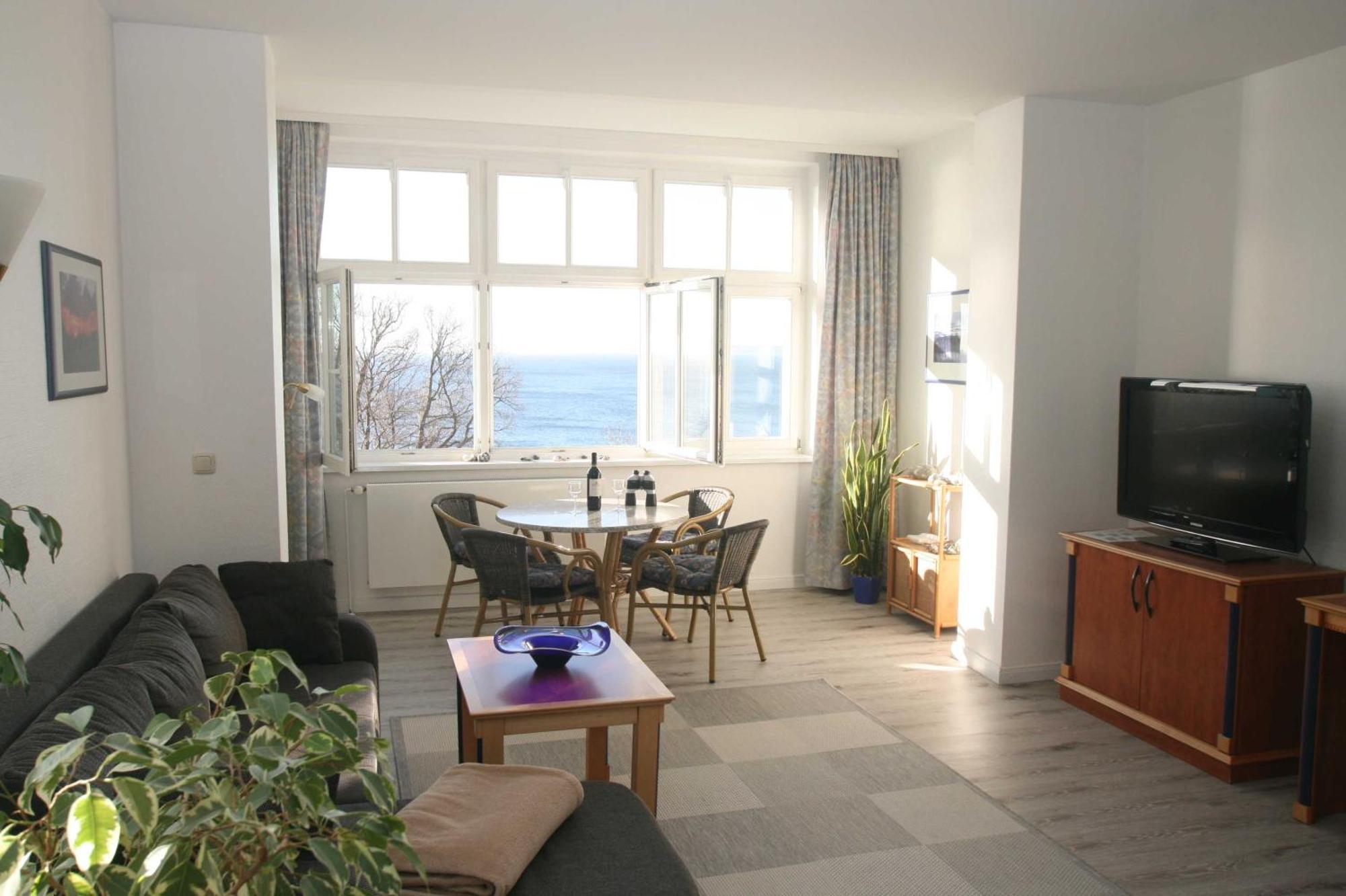 Villa Feodora - Das Haus Mit Dem Einzigartigen Seeblick Sassnitz Extérieur photo
