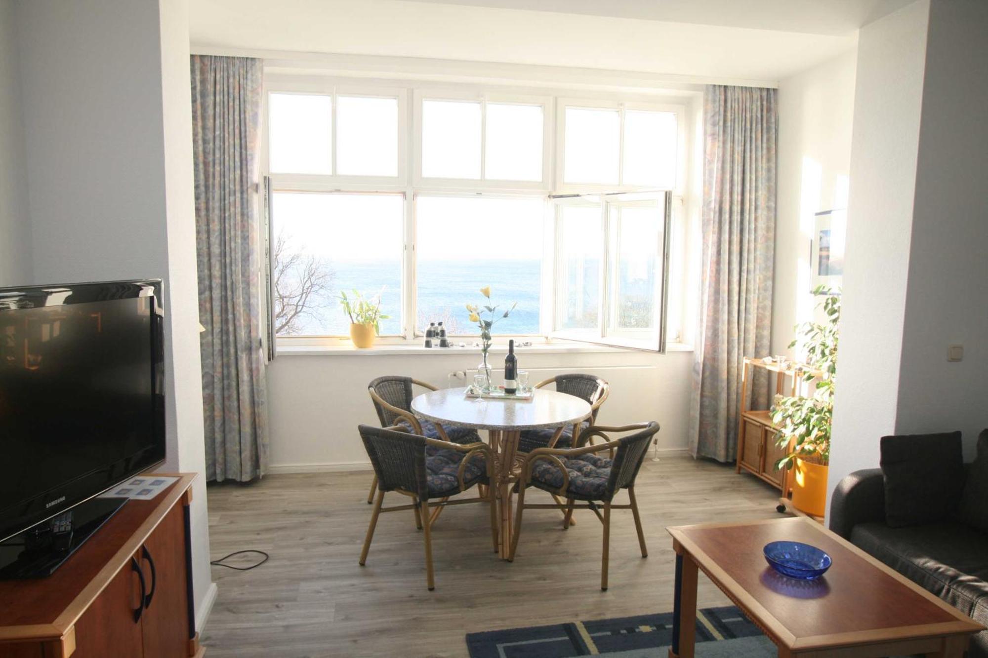 Villa Feodora - Das Haus Mit Dem Einzigartigen Seeblick Sassnitz Extérieur photo